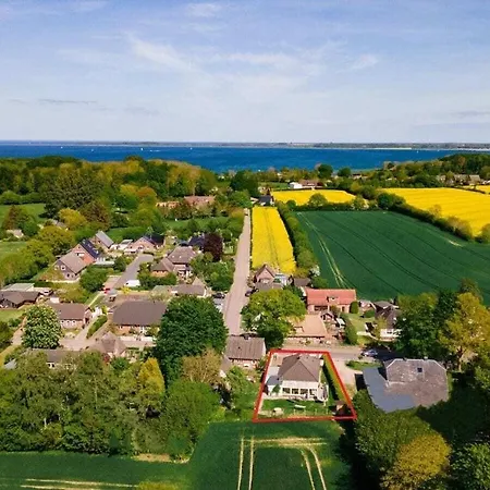 Semesterbostad Flens- Foerdehaus On The Baltic Sea