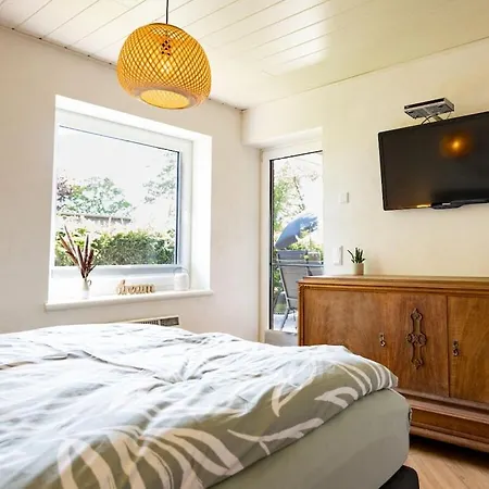 Semesterbostad Flens- Foerdehaus On The Baltic Sea